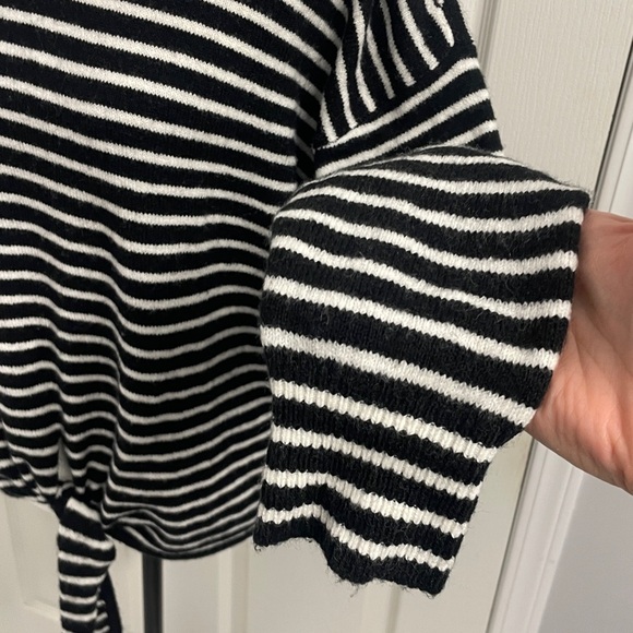 LOFT Mock Neck Turtleneck Front Tie Sweater Wool Blend Drop Shoulder Roomy SZ M - Picture 10 of 11